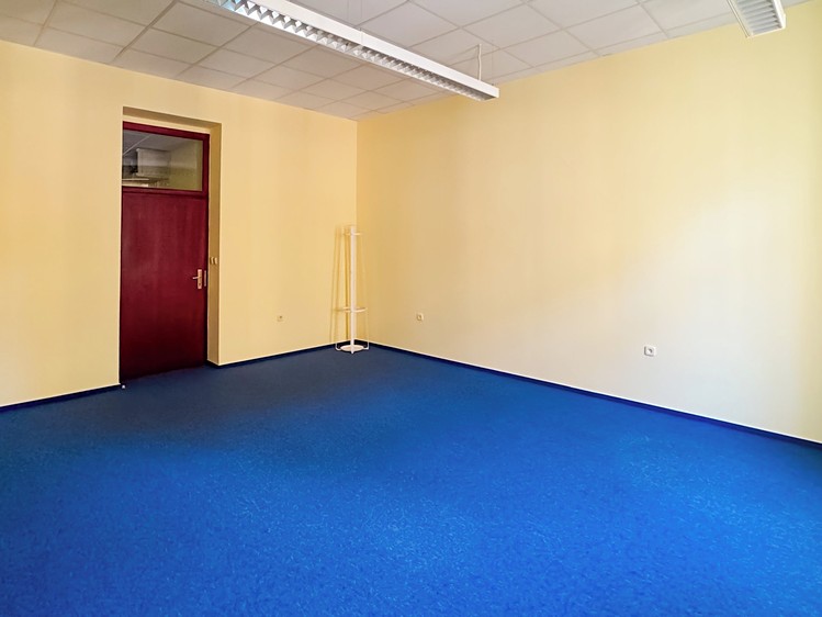 Pronájem kanceláře 28 m² - foto 5