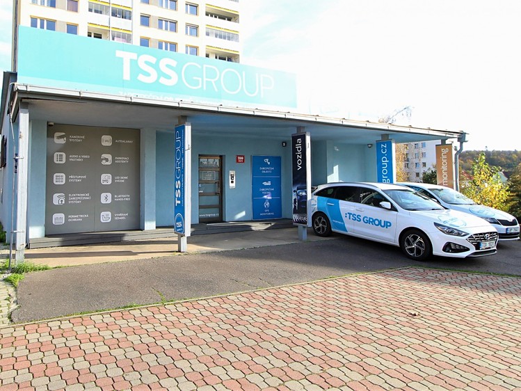 Pronájem obchodního prostoru 165 m² - foto 1