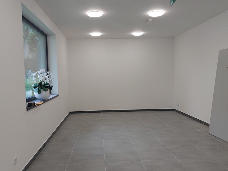 Pronájem kanceláře 130 m² - foto 3