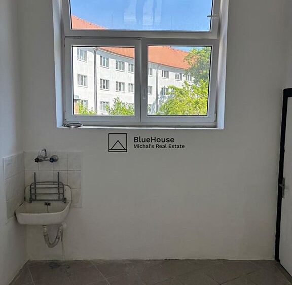 Pronájem obchodního prostoru 22 m² - foto 4