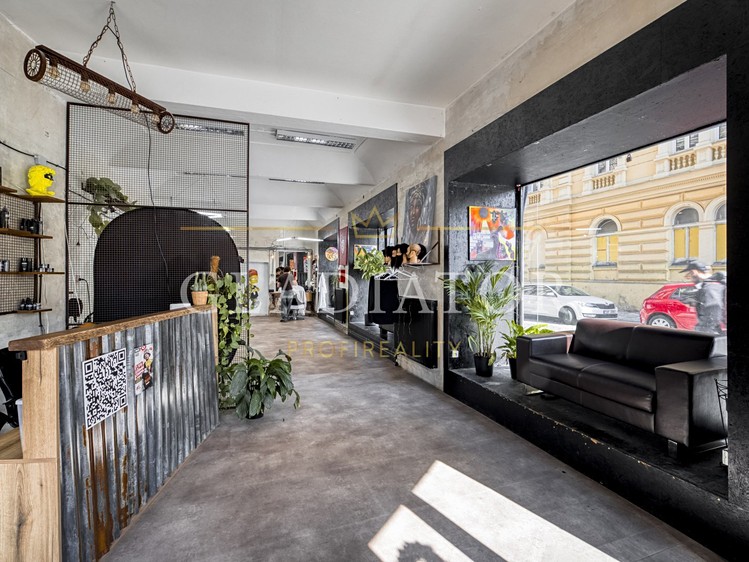 Pronájem obchodního prostoru 87 m² - foto 2