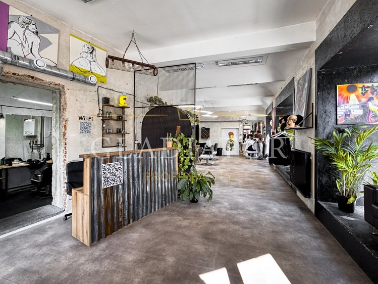 Pronájem obchodního prostoru 87 m² - foto 1