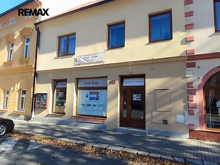 Pronájem obchodního prostoru 106 m² - foto 1