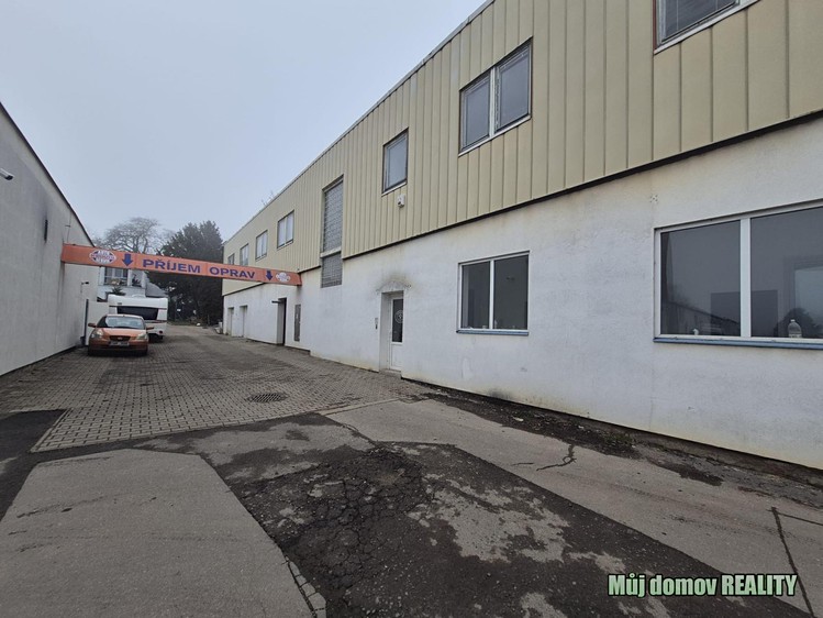 Pronájem obchodního prostoru 626 m² - foto 1