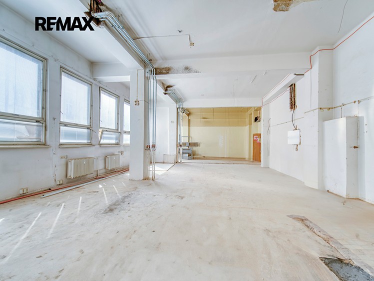 Pronájem obchodního prostoru 183 m² - foto 6