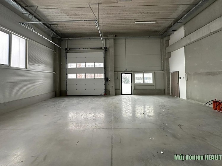 Pronájem skladového prostoru 550 m² - foto 6