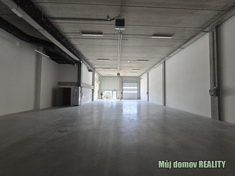 Pronájem skladového prostoru 550 m² - foto 8