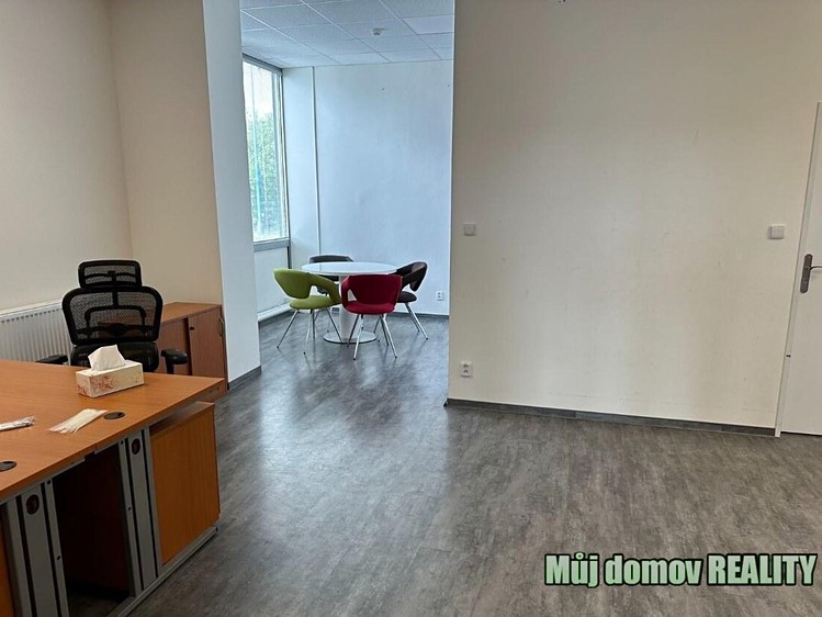 Pronájem obchodního prostoru 79 m² - foto 5