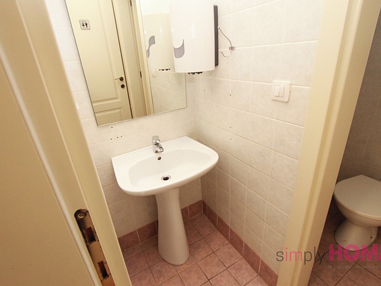 Pronájem kanceláře 45 m² - foto 6