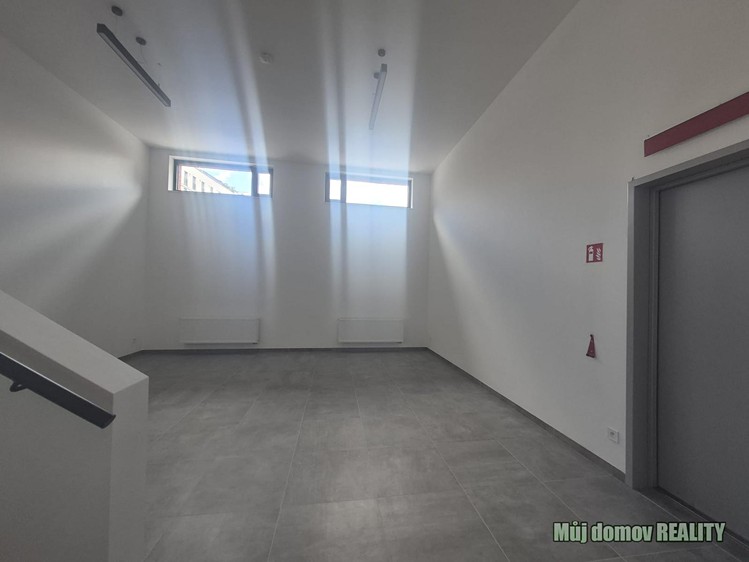 Pronájem obchodního prostoru 88 m² - foto 8