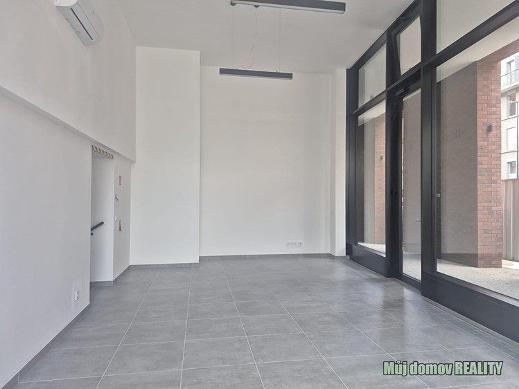 Pronájem obchodního prostoru 88 m² - foto 5