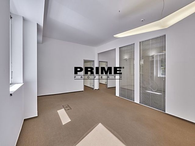 Pronájem kanceláře 101 m² - foto 4