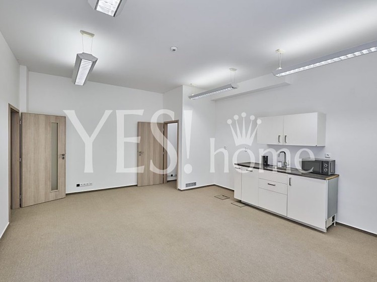 Pronájem kanceláře 185 m² - foto 5