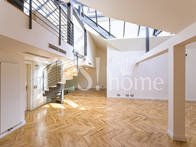 Pronájem kanceláře 195 m² - foto 4