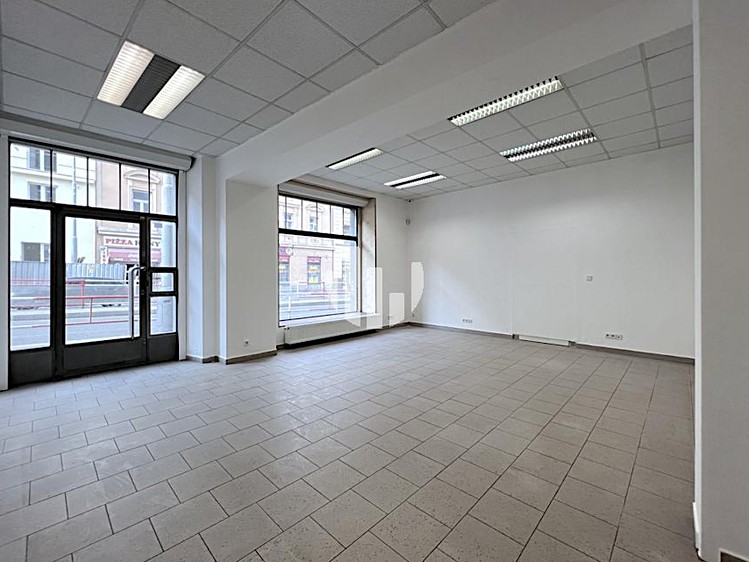 Pronájem obchodního prostoru 55 m² - foto 2