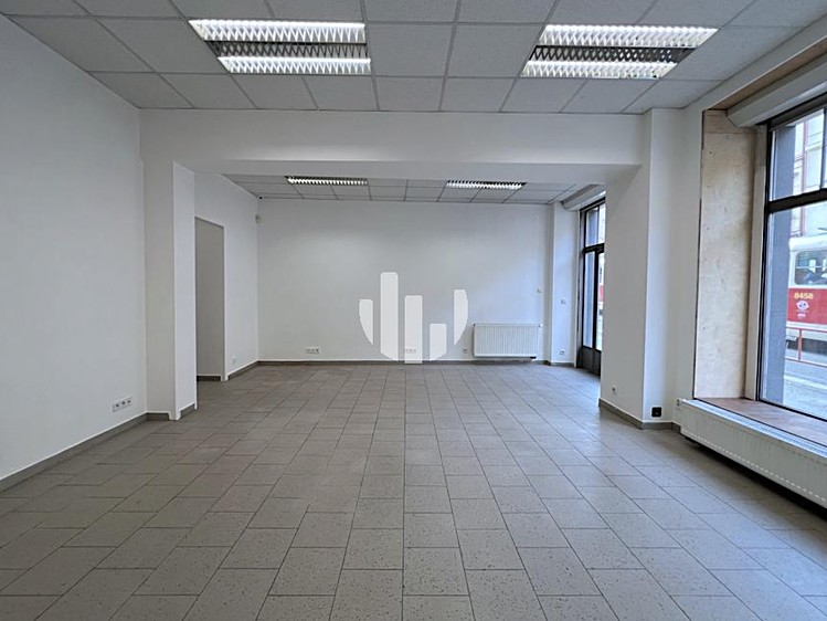 Pronájem obchodního prostoru 55 m² - foto 3