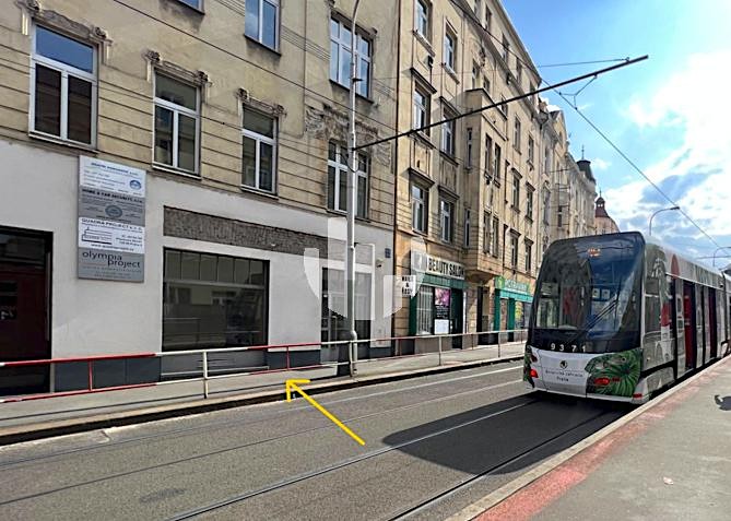 Pronájem obchodního prostoru 55 m² - foto 1