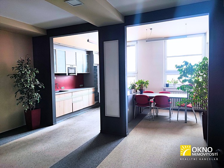 Pronájem kanceláře 43 m² - foto 4