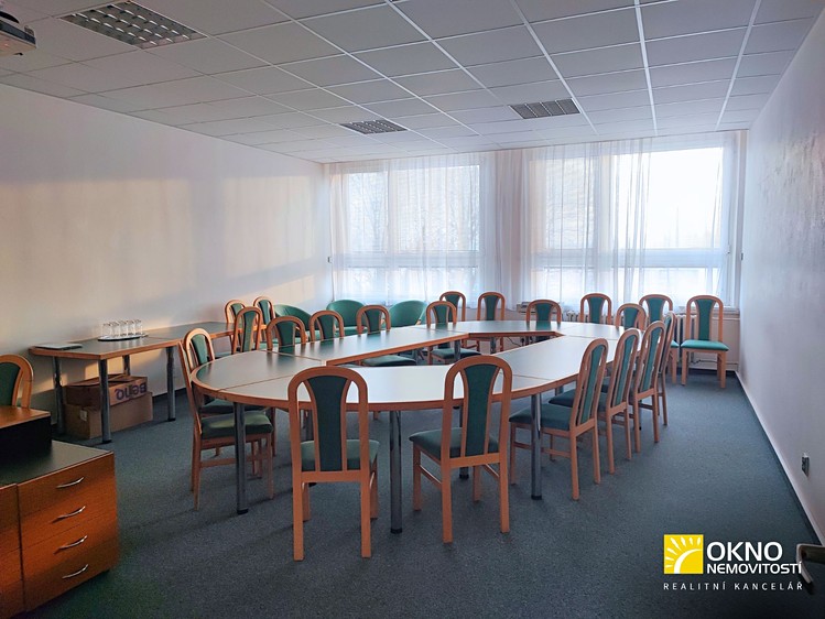 Pronájem kanceláře 43 m² - foto 3