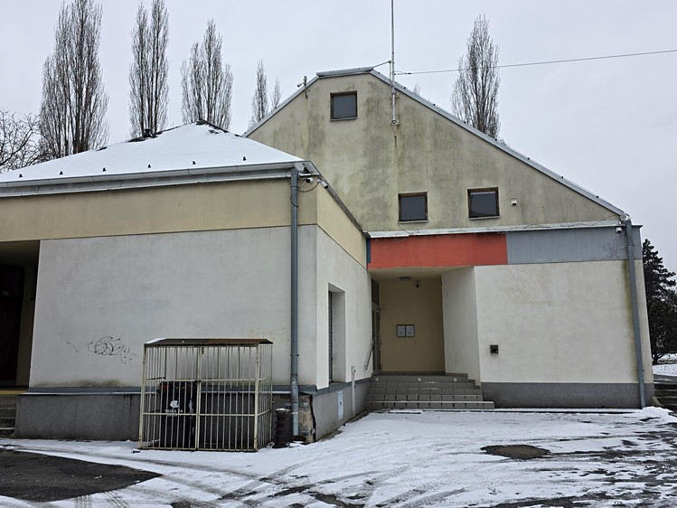 Pronájem skladového prostoru 132 m² - foto 1