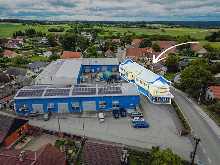 Pronájem kanceláře 30 m² - foto 1