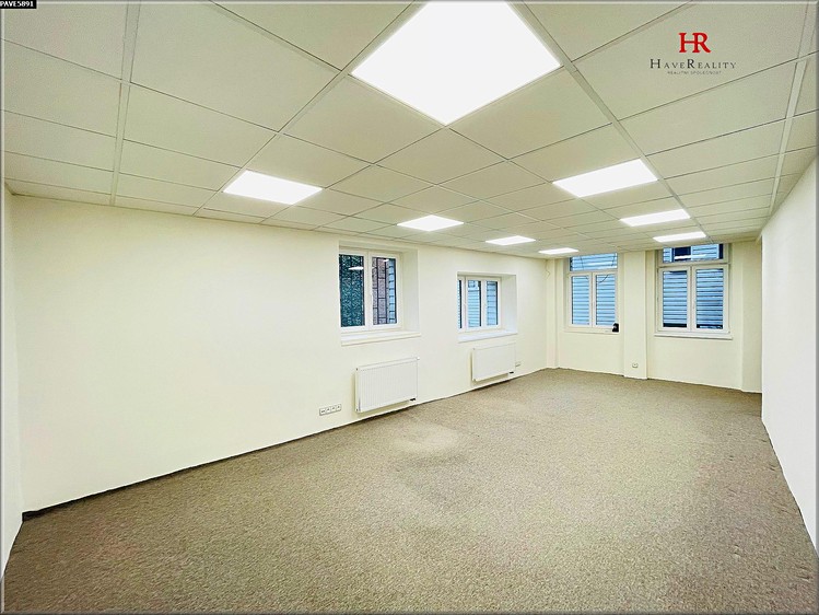 Pronájem kanceláře 28 m² - foto 4