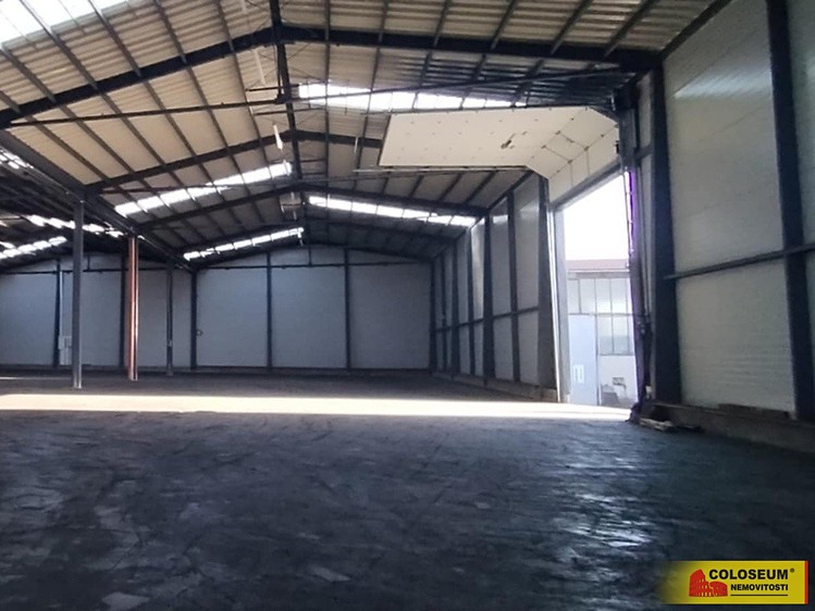 Pronájem skladového prostoru 5 450 m² - foto 4