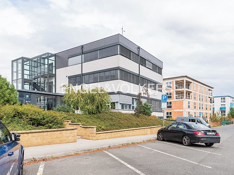 Pronájem obchodního prostoru 260 m² - foto 1