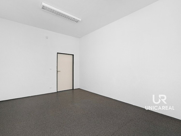 Pronájem obchodního prostoru 32 m² - foto 7