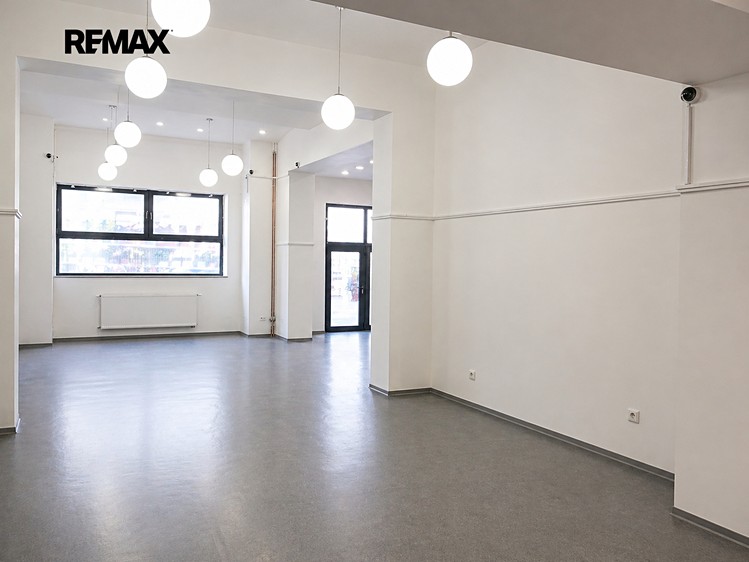 Pronájem obchodního prostoru 690 m² - foto 5