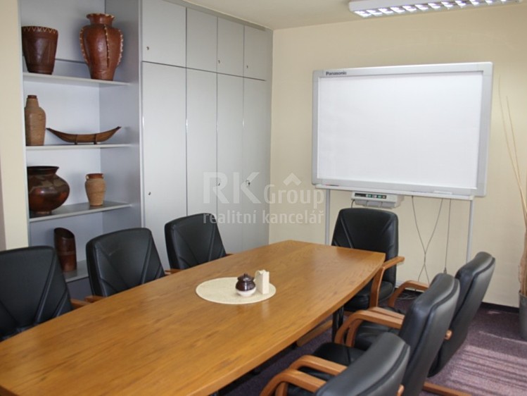 Pronájem kanceláře 15 m² - foto 4