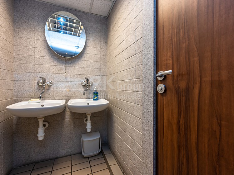 Pronájem kanceláře 15 m² - foto 5