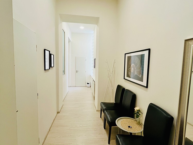 Pronájem kanceláře 95 m² - foto 3