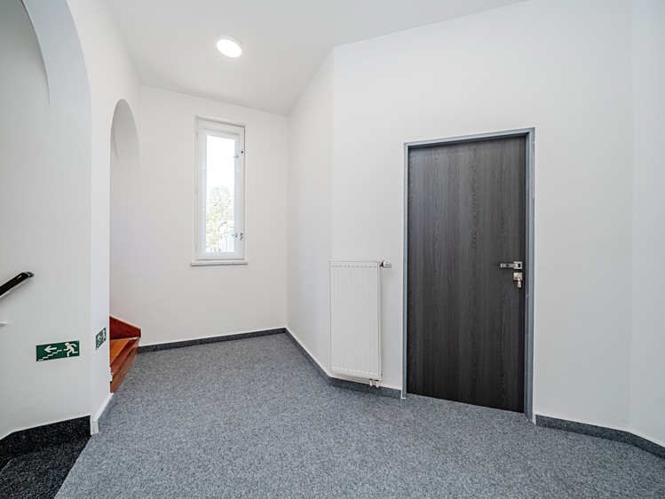 Pronájem kanceláře 38 m² - foto 7