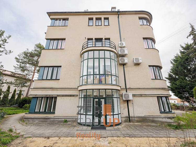 Pronájem kanceláře 12 m² - foto 2