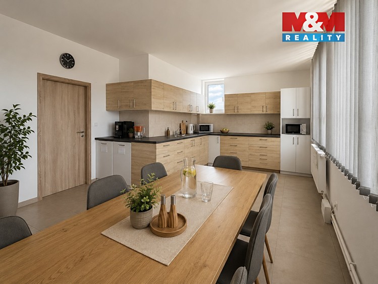 Pronájem kanceláře 140 m² - foto 8