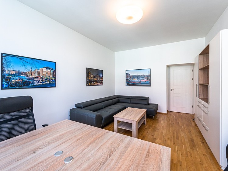 Pronájem kanceláře 53 m² - foto 3