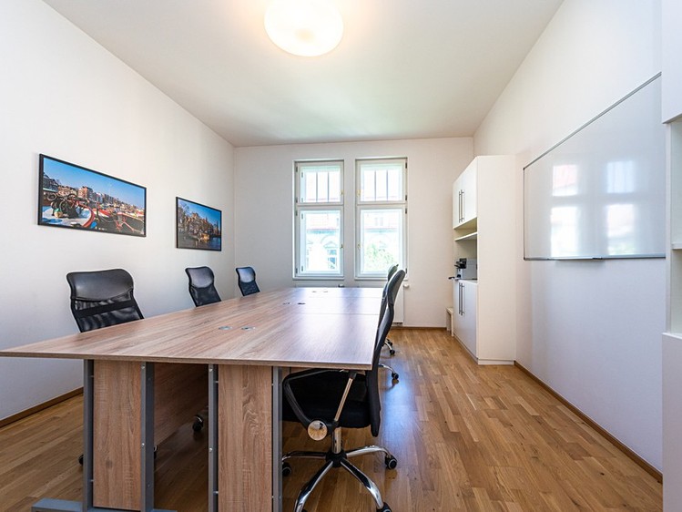 Pronájem kanceláře 53 m² - foto 5