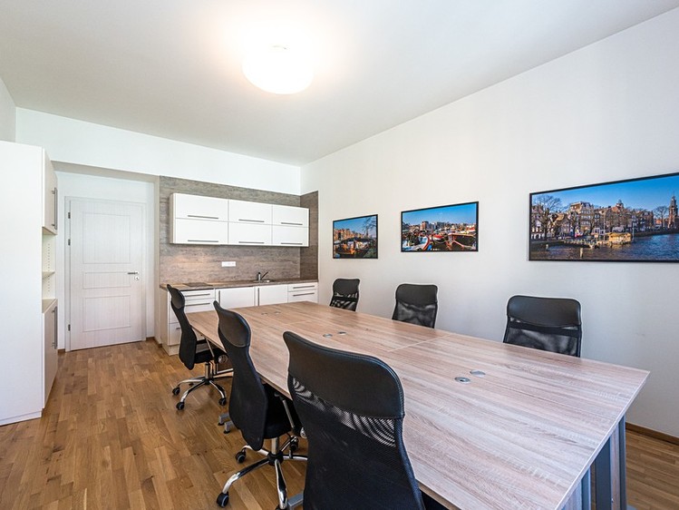 Pronájem kanceláře 53 m² - foto 6