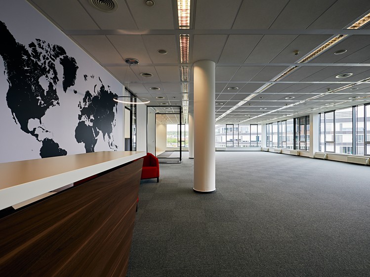 Pronájem kanceláře 1 500 m² - foto 7