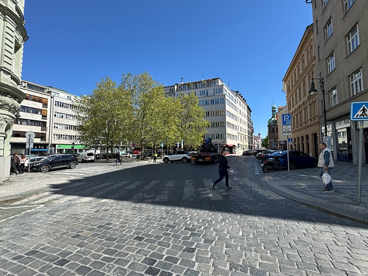 Pronájem obchodního prostoru 33 m² - foto 1