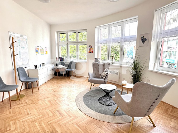 Pronájem kanceláře 40 m² - foto 4