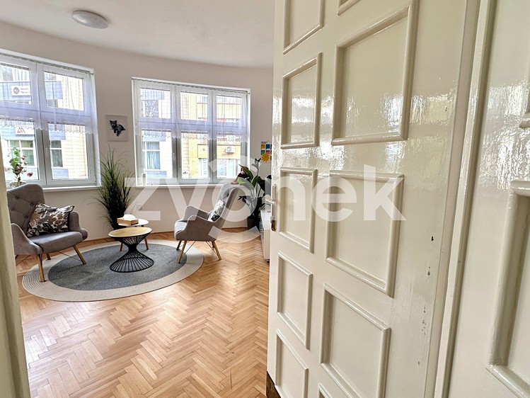 Pronájem kanceláře 40 m² - foto 6