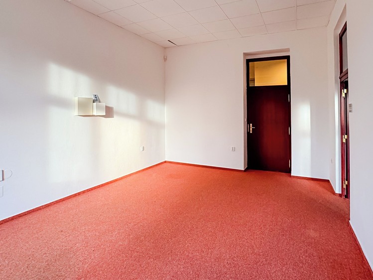 Pronájem kanceláře 47 m² - foto 3