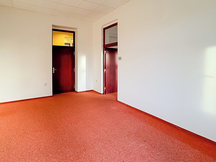 Pronájem kanceláře 47 m² - foto 5
