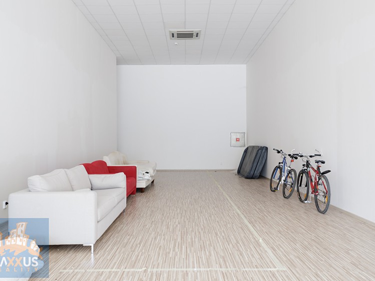 Pronájem obchodního prostoru 142 m² - foto 4