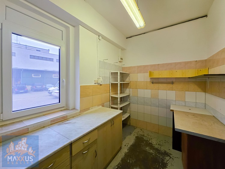 Pronájem výrobní haly, prostoru 220 m² - foto 3