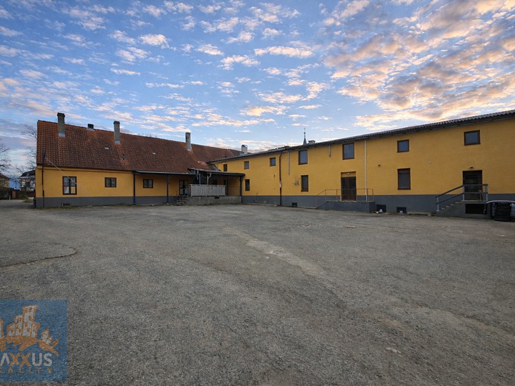 Pronájem výrobní haly, prostoru 220 m² - foto 1