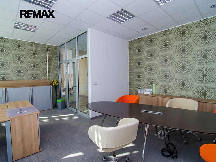 Pronájem kanceláře 34 m² - foto 3
