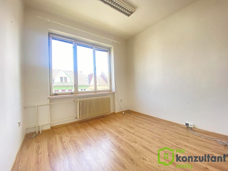 Pronájem kanceláře 13 m² - foto 2